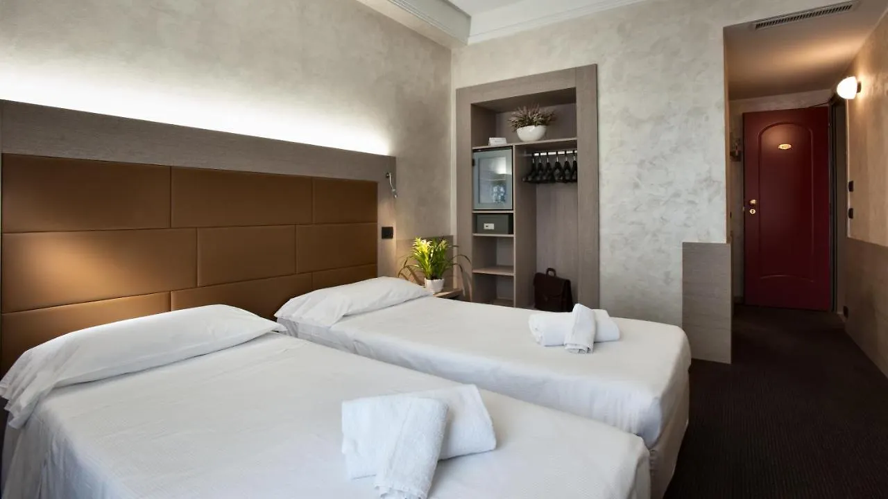 ****  Hotel Sunflower Milan Italy